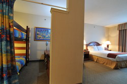  - Holiday Inn Express & Suites Erie - I-90, Exit 24