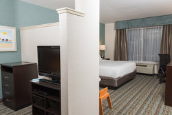  - Holiday Inn Express & Suites Erie - I-90, Exit 24