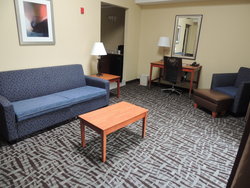  - Holiday Inn Express & Suites Trussville - I-59, Exit 141