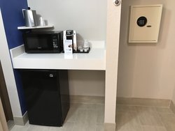  - Holiday Inn Express & Suites South Naples - I-75, Exit 101