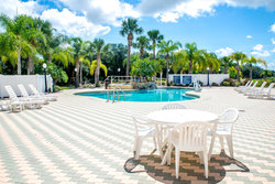  - Holiday Inn Express & Suites Cocoa - I-95, Exit 201