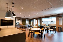  - Fairfield Inn & Suites by Marriott Berwyn