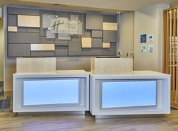  - Holiday Inn Express & Suites Central Point - I-5, Exit 33