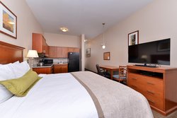  - Candlewood Suites North San Diego - I-8, Exit 3