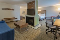 - Holiday Inn Express Southeast Indianapolis - I-74 & I-465, Exit 52