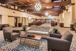  - Holiday Inn Gurnee Convention Center - I-94, Exit 8