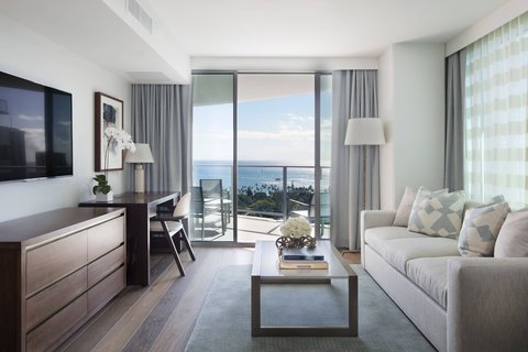 THE RITZ-CARLTON RESIDENCES, WAIKIKI BEACH - Photo 4