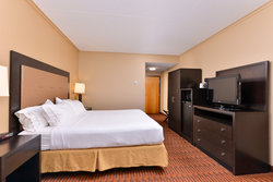  - Holiday Inn Express Breezewood - I-70, Exit 147