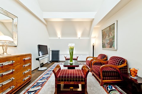 GRAND HOTEL LES TROIS ROIS - Photo 54