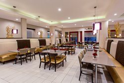  - Holiday Inn Express & Suites Anaheim - I-5, Exit 110