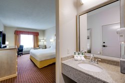  - Holiday Inn Express Pocomoke City