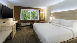  - Holiday Inn Express & Suites Medina - I-71, Exit 218