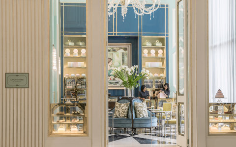 FOUR SEASONS HOTEL JAKARTA - Photo 8