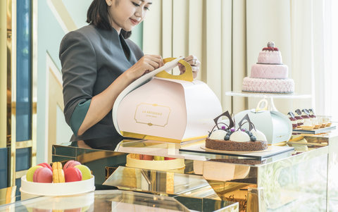 FOUR SEASONS HOTEL JAKARTA - Photo 9