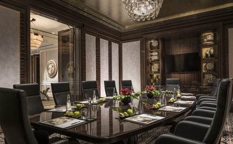 FOUR SEASONS HOTEL JAKARTA - Photo 22