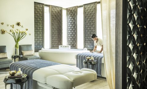 FOUR SEASONS HOTEL JAKARTA - Photo 18