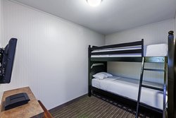  - Holiday Inn Express & Suites Broken Arrow