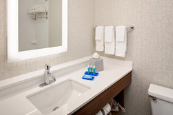  - Holiday Inn Express East Harrisburg - I-83, Exit 48