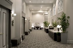  - Crowne Plaza Hotel Greenville - I-385, Exit 37