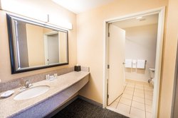  - Courtyard by Marriott Hotel Kingston