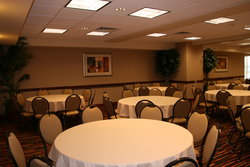  - Holiday Inn Express & Suites Chehalis - I-5, Exit 77