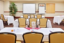  - Holiday Inn Express & Suites Chehalis - I-5, Exit 77