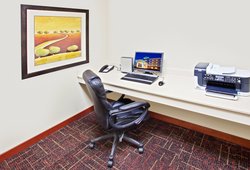  - Holiday Inn Express & Suites Chehalis - I-5, Exit 77