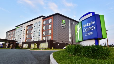 Holiday Inn Express/Suites St Johns Arpt