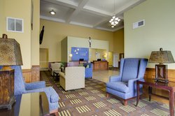  - Holiday Inn Express & Suites Kansas City - I-435, Exit 66