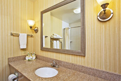  - Holiday Inn Express & Suites Anderson - I-69, Exit 226