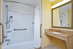  - Holiday Inn Express & Suites Anderson - I-69, Exit 226
