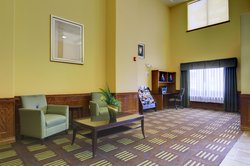  - Holiday Inn Express & Suites Kansas City - I-435, Exit 66