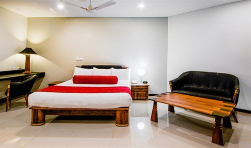 TANOA WATERFRONT HOTEL-guestroom-Executive Suite Room.jpg
