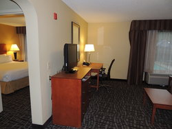  - Holiday Inn Express & Suites Trussville - I-59, Exit 141