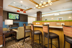  - Holiday Inn Express & Suites Alexandria - I-95 & I-495, Exit 177