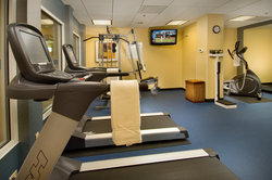  - Holiday Inn Express & Suites Alexandria - I-95 & I-495, Exit 177