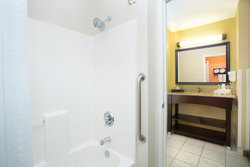  - Holiday Inn Express & Suites Lexington