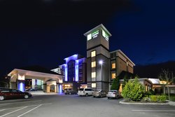  - Holiday Inn Express & Suites Lakewood - I-5, Exit 125