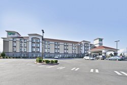  - Holiday Inn Express & Suites Lakewood - I-5, Exit 125