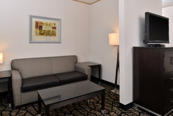  - Holiday Inn Express & Suites Lakewood - I-5, Exit 125