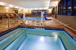  - Holiday Inn Express & Suites North Davenport