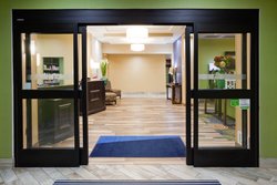  - Holiday Inn Express & Suites North Davenport