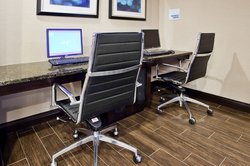  - Holiday Inn Express & Suites Lake Lanier Buford - I-985, Exit 8