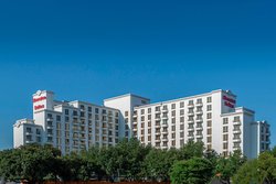  - Sheraton Suites Market Center Dallas - I-35, Exit 430B