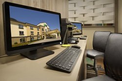  - Holiday Inn Express & Suites Grapevine