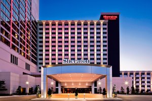 Sheraton Four Seasons Hotel Greensboro, NC - See Discounts