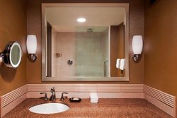  - Sheraton Four Seasons Hotel Greensboro - I-40, Exit 217