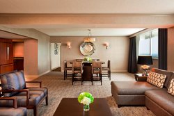  - Sheraton Four Seasons Hotel Greensboro - I-40, Exit 217