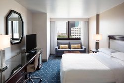  - Sheraton Waterside Hotel Norfolk - I-264, Exit 9