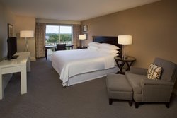  - Sheraton Louisville Riverside Hotel Jeffersonville - I-65, Exit 1